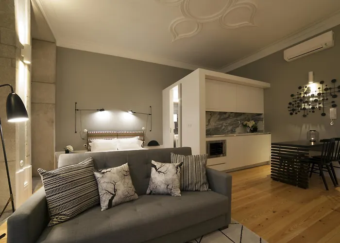 Youropo - Cosy Apartman